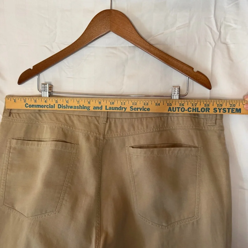 Tommy Bahama Pants Mens 38x33 Khaki Stretch Chino Flat Front Golf Marlin Logo